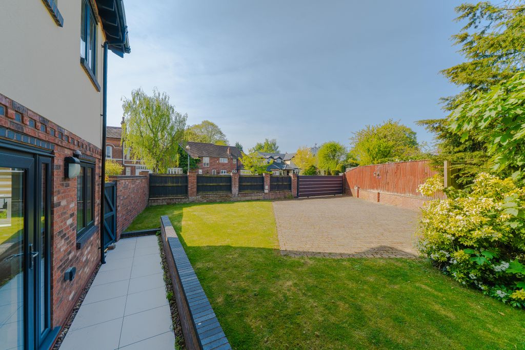 Additional image 41 of 6 bed detached house for saleBarlows Road, Edgbaston B15