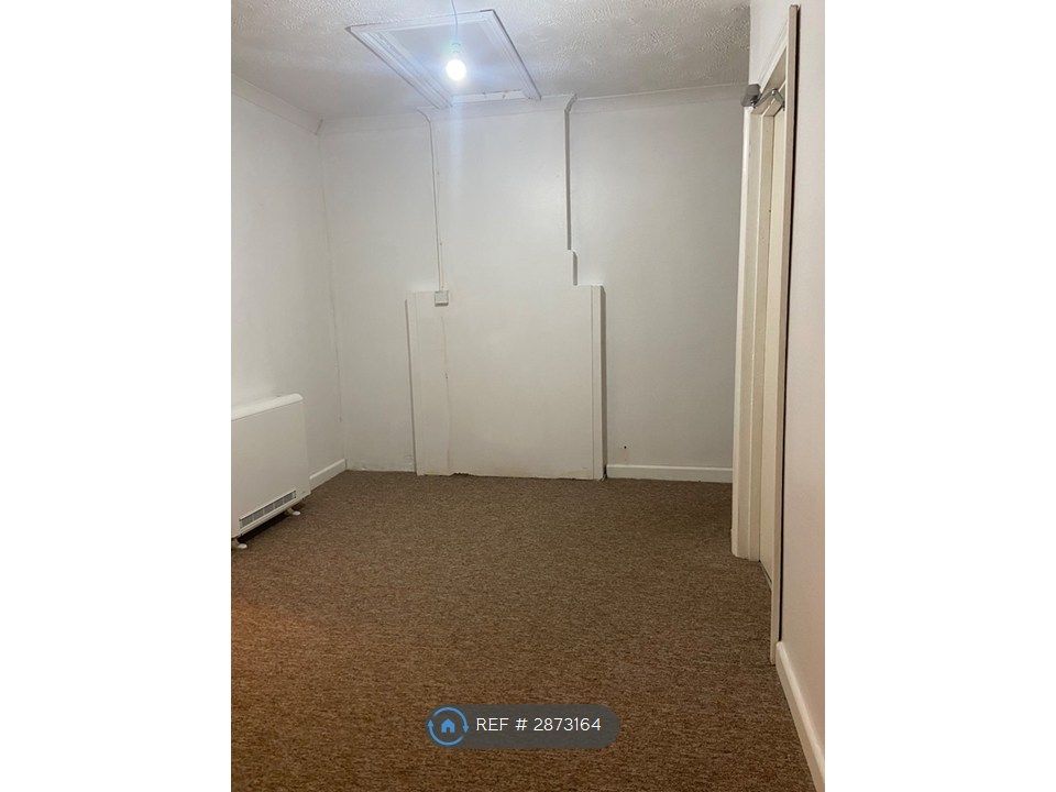 Additional image 11 of 2 bed flat to rentIvydene, Whitland SA34