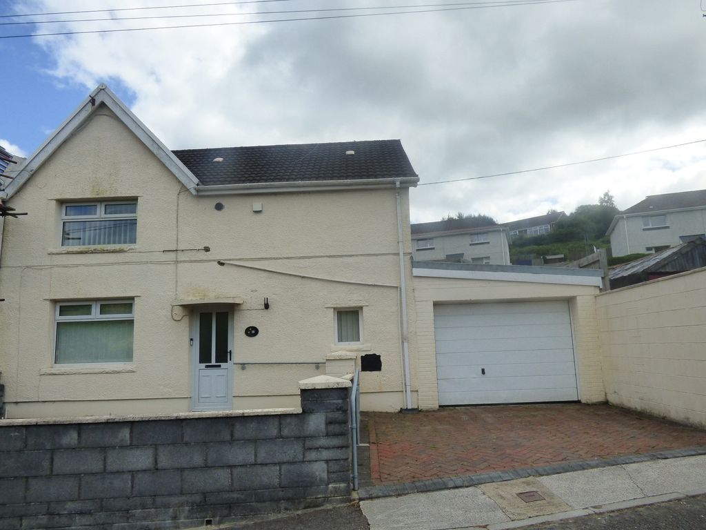 3 bed semi-detached house to rentHeol Croeserw, Cymmer, Port Talbot. SA13