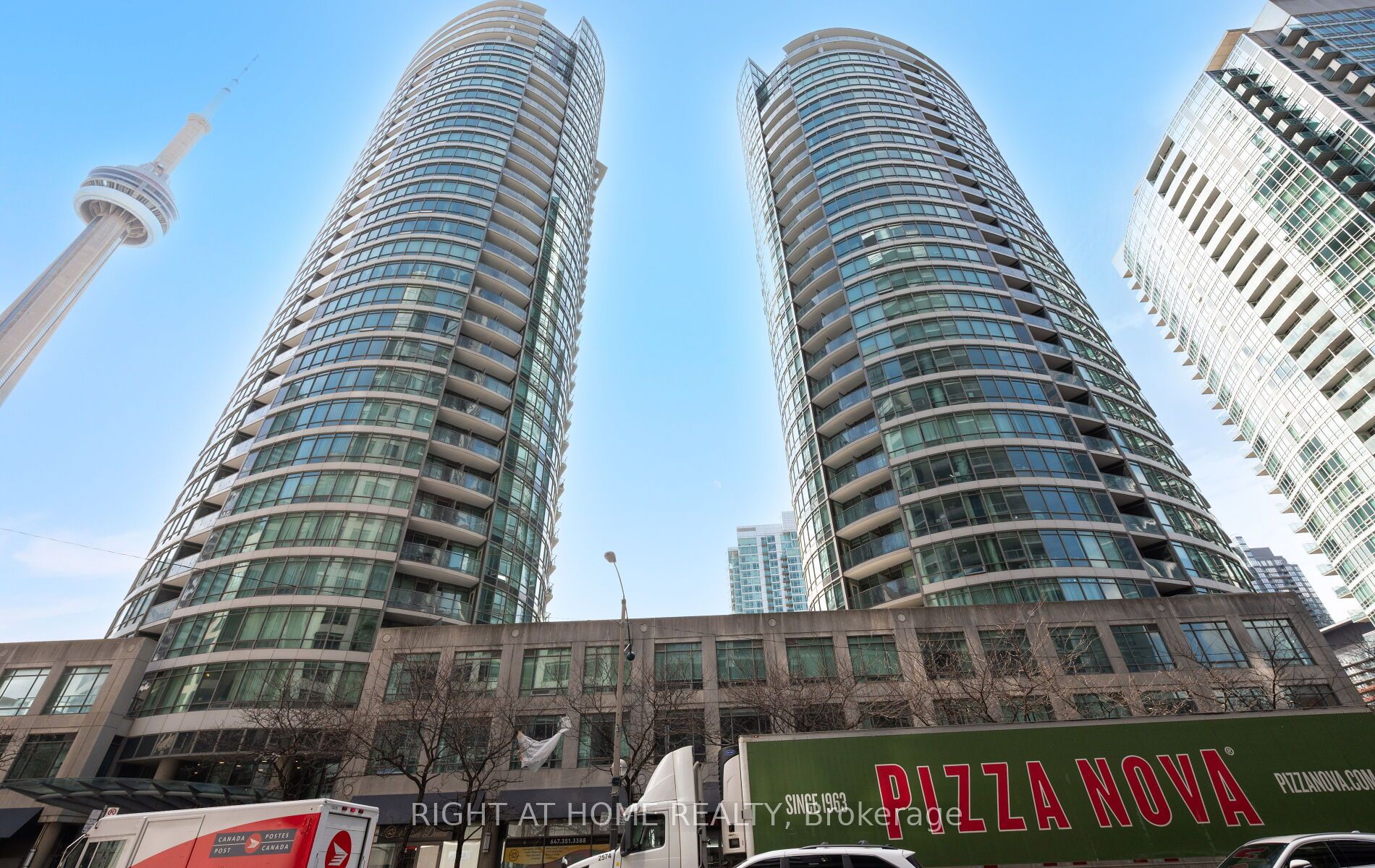 803-373 Front Street W, Toronto, ON, M5V 3R7