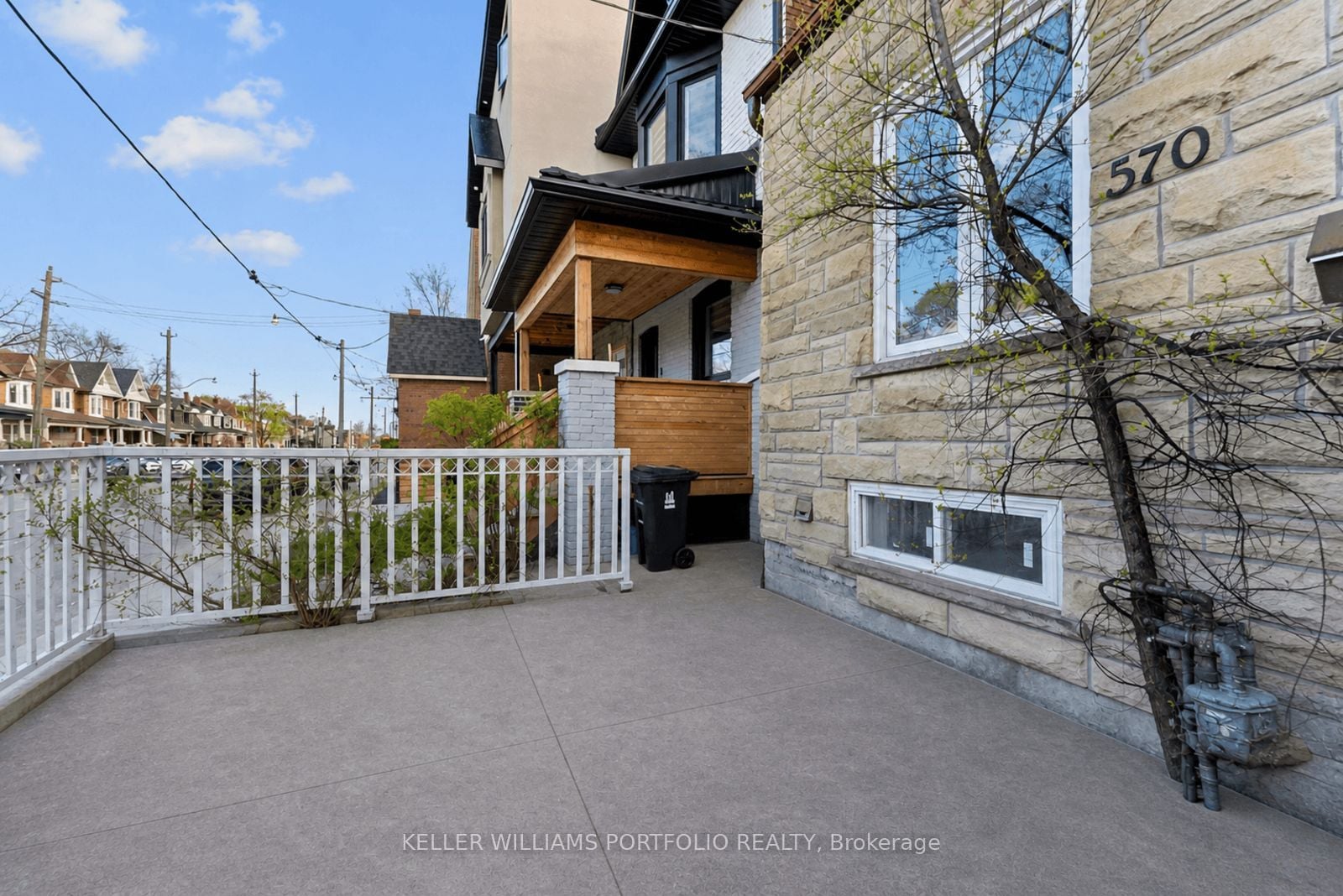 Additional image 4 of 570 Jones Avenue, Toronto, ON, M4J 3H1