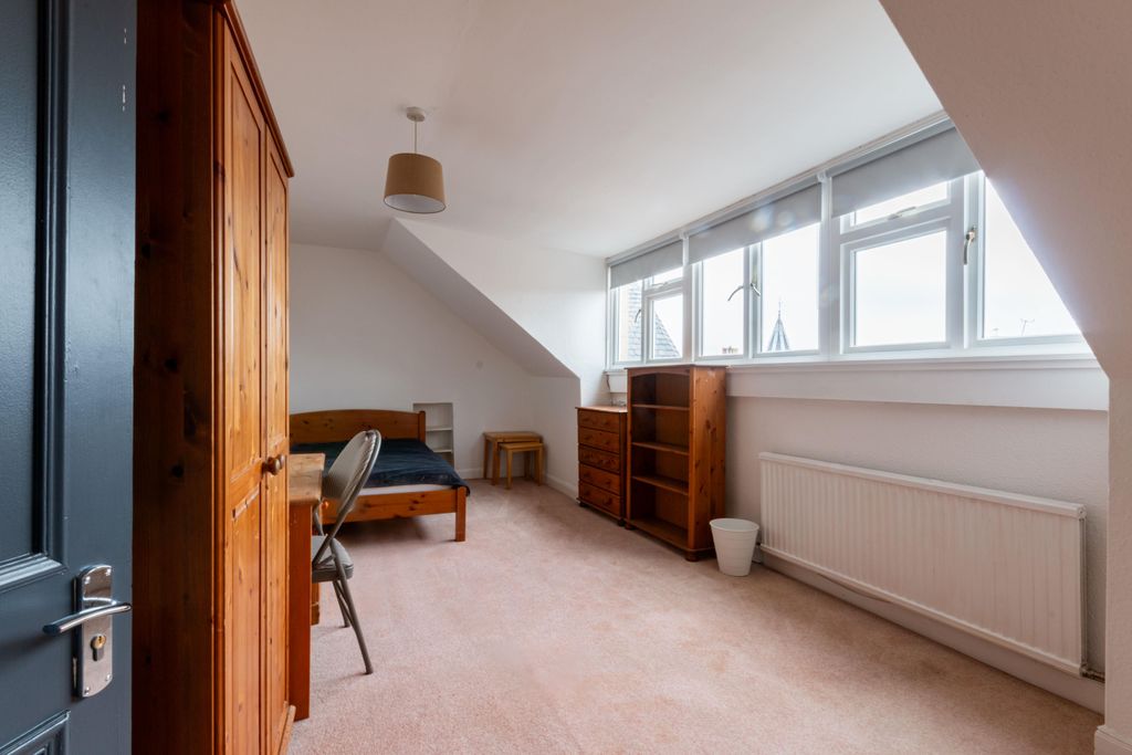 Additional image 14 of 7 bed flat to rentMarchmont Road, Edinburgh EH9