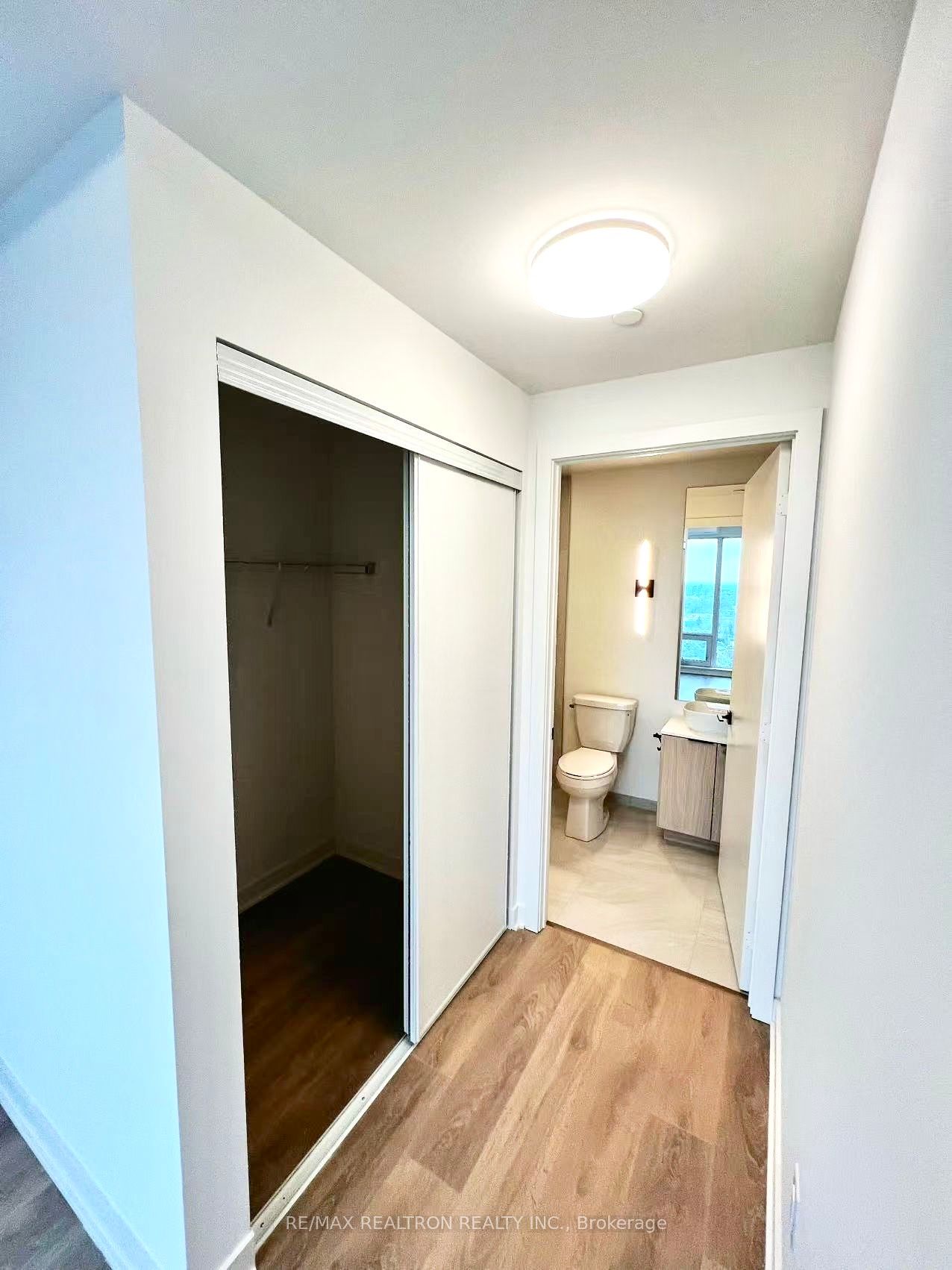 Additional image 3 of 1908-1185 Dupont Street, Toronto, ON, M6H 2A6