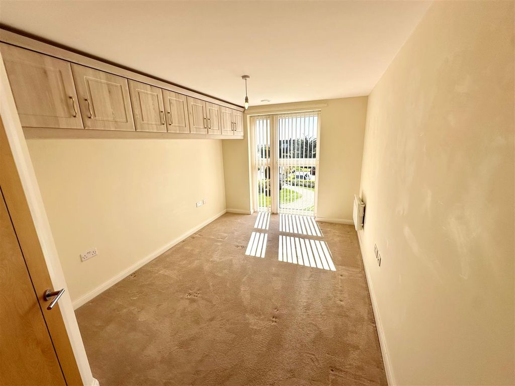 Additional image 11 of 2 bed flat for saleChestnut Court, Bridlington YO16