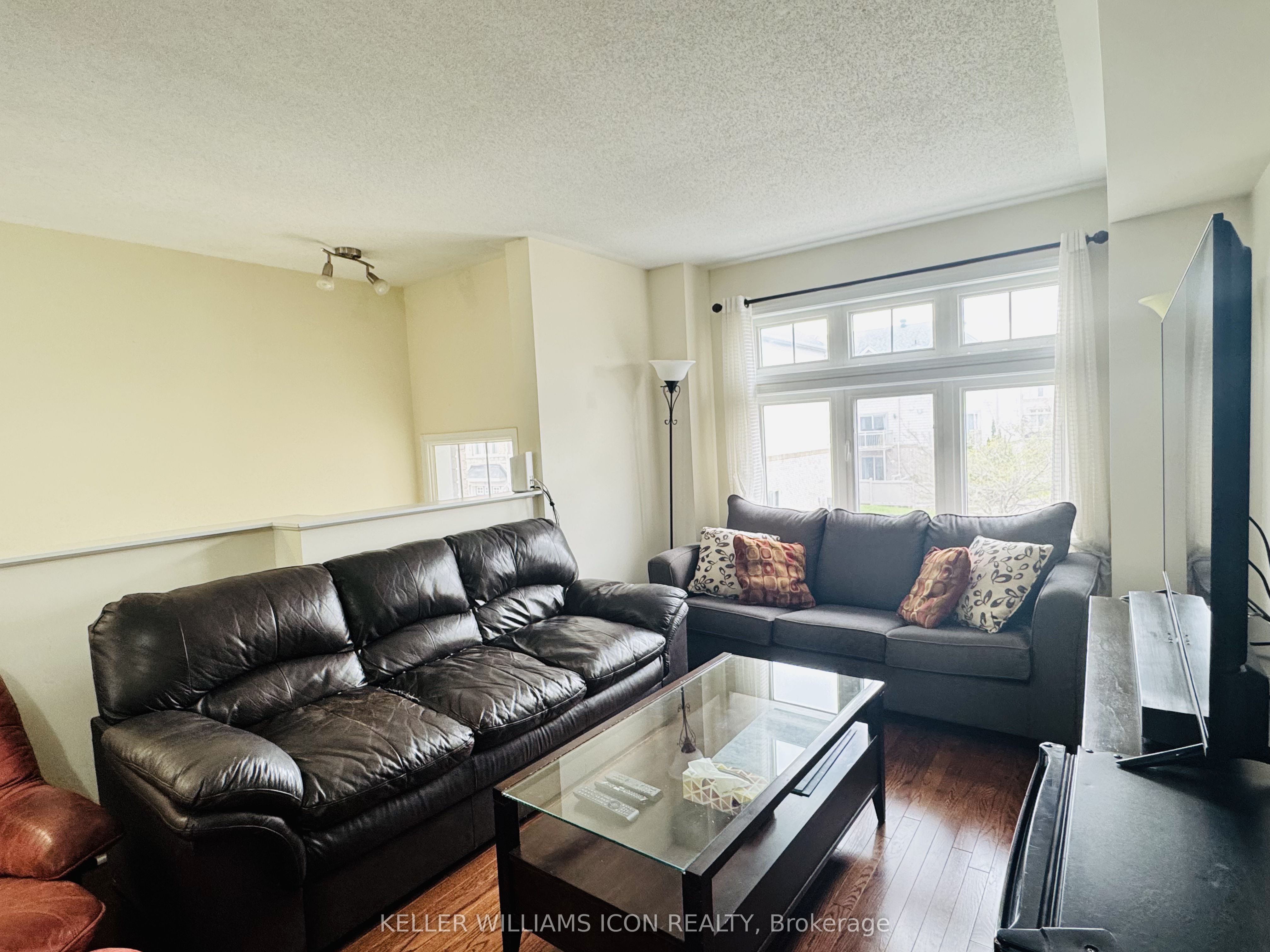 Additional image 4 of 213 Stroget Private, Ottawa, ON, K2E 0A9