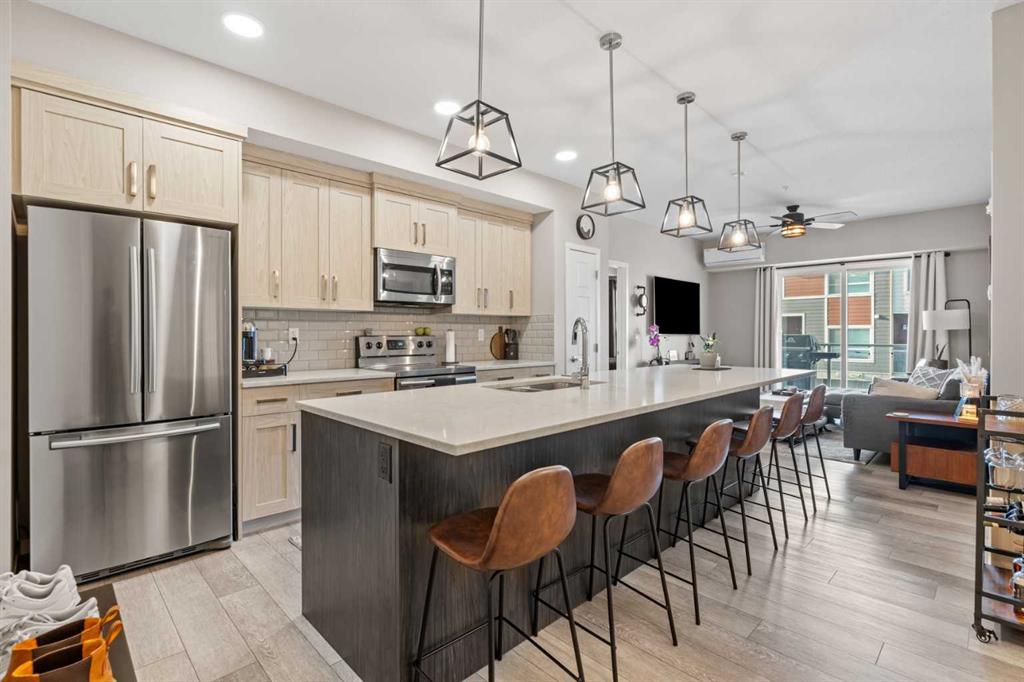 205-370 Harvest Hills Common, Calgary, AB, T3K2M8