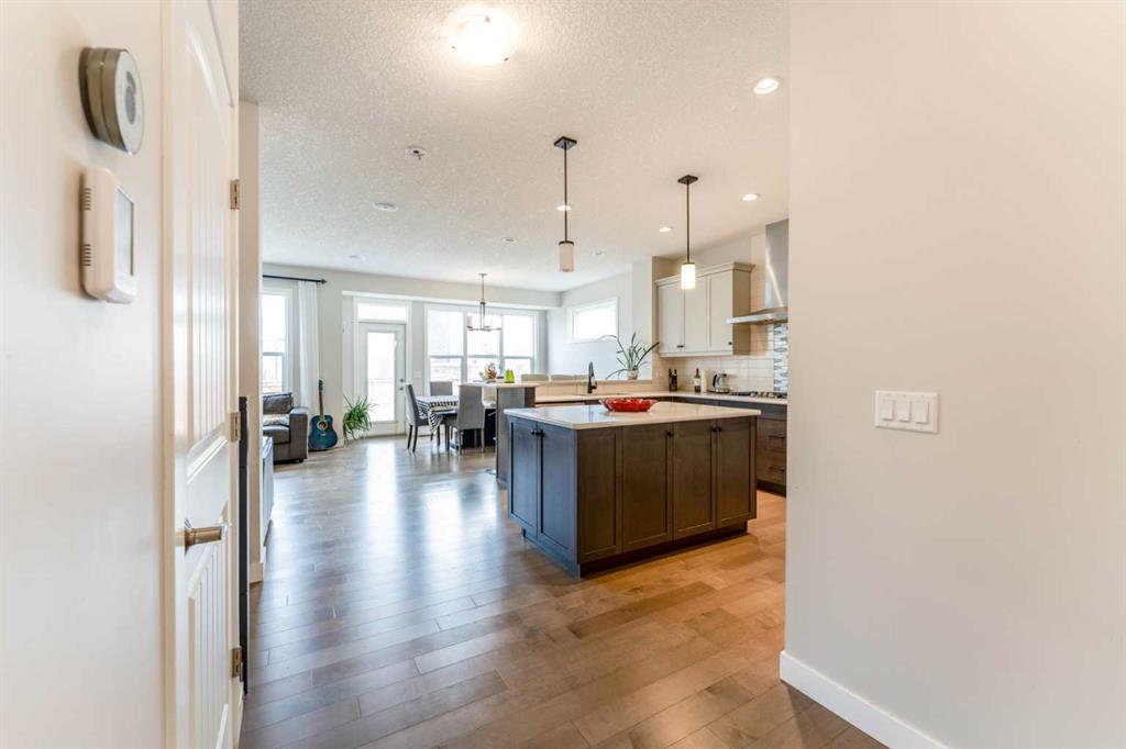 Additional image 5 of 42 Buckskin Way, Cochrane, AB, T4C 2P1