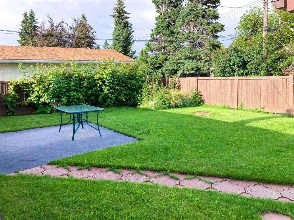 Additional image 4 of 84 Waterloo Drive SW, Calgary, AB, T3C3G1