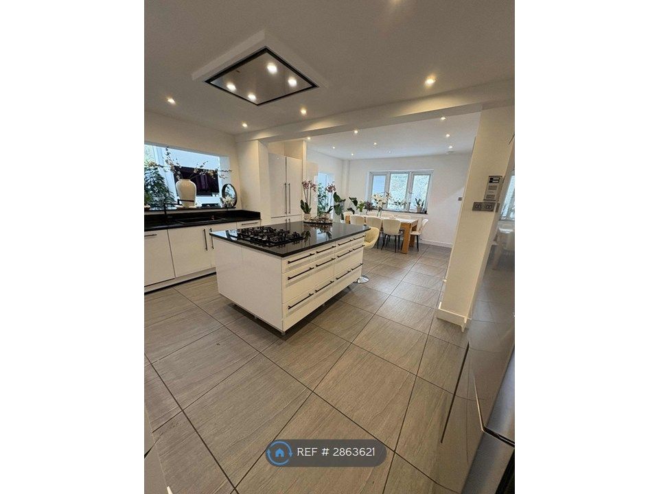 Additional image 13 of 6 bed detached house to rentHartfield Road, Forest Row RH18