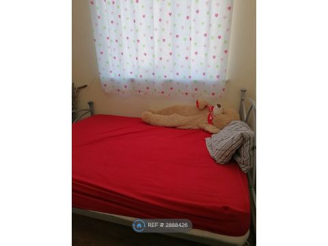 Calder View, Edinburgh EH11, Room to rent