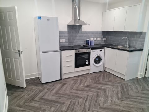 Leicester Causeway, Coventry CV1