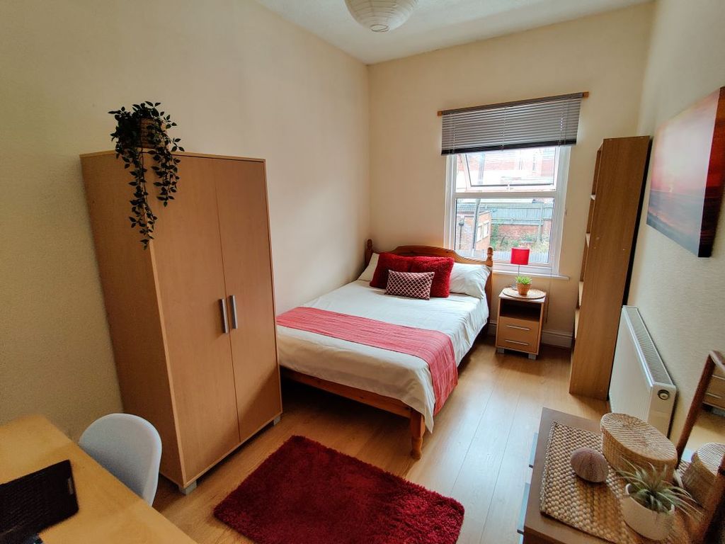 Additional image 2 of 44 bed terraced house for salePortfolio, Agnes Road, Northampton, Northamptonshire NN2