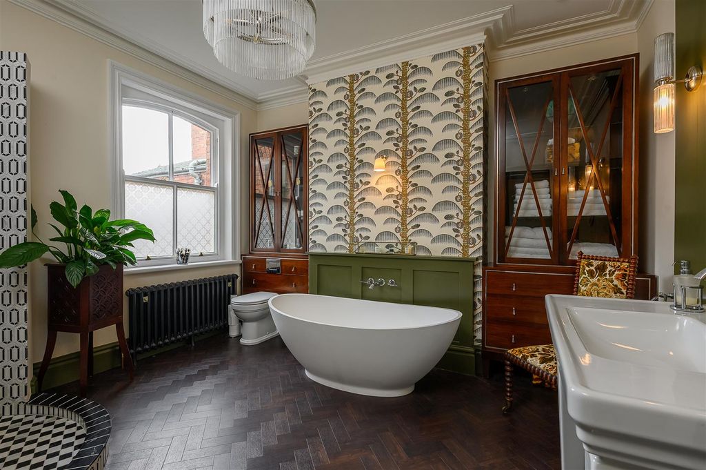Additional image 3 of 4 bed town house for saleAlbemarle Road, York YO23