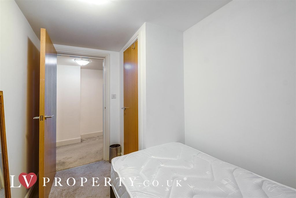 Additional image 17 of 2 bed flat to rent35 Paradise Street, Birmingham B1