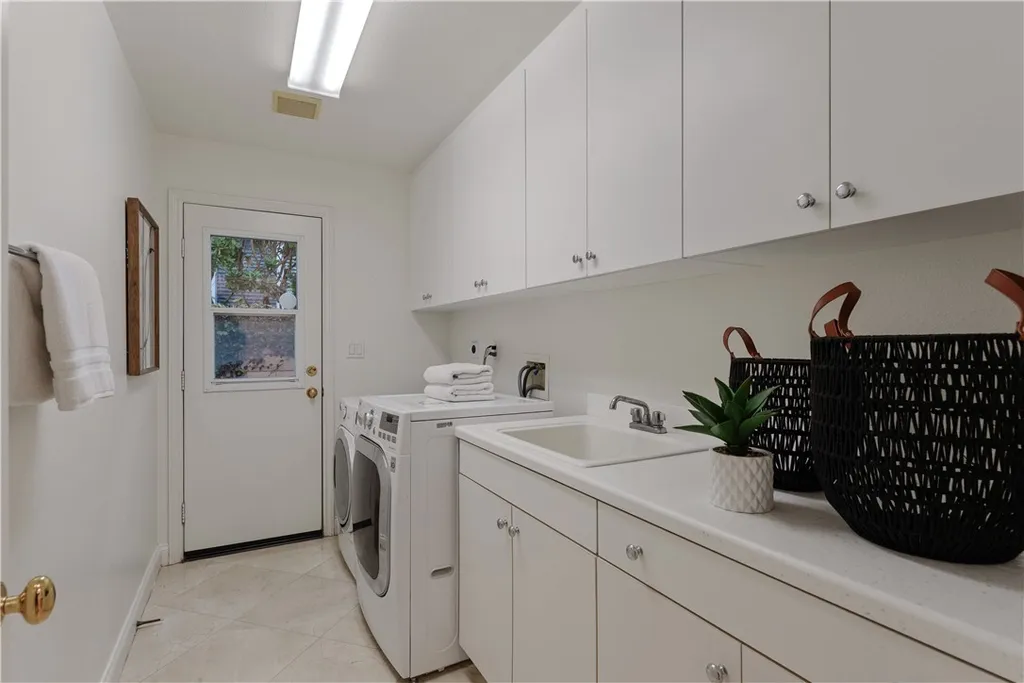 Additional image 35 of 5464 Shannon Ridge Ln, San Diego, CA 92130