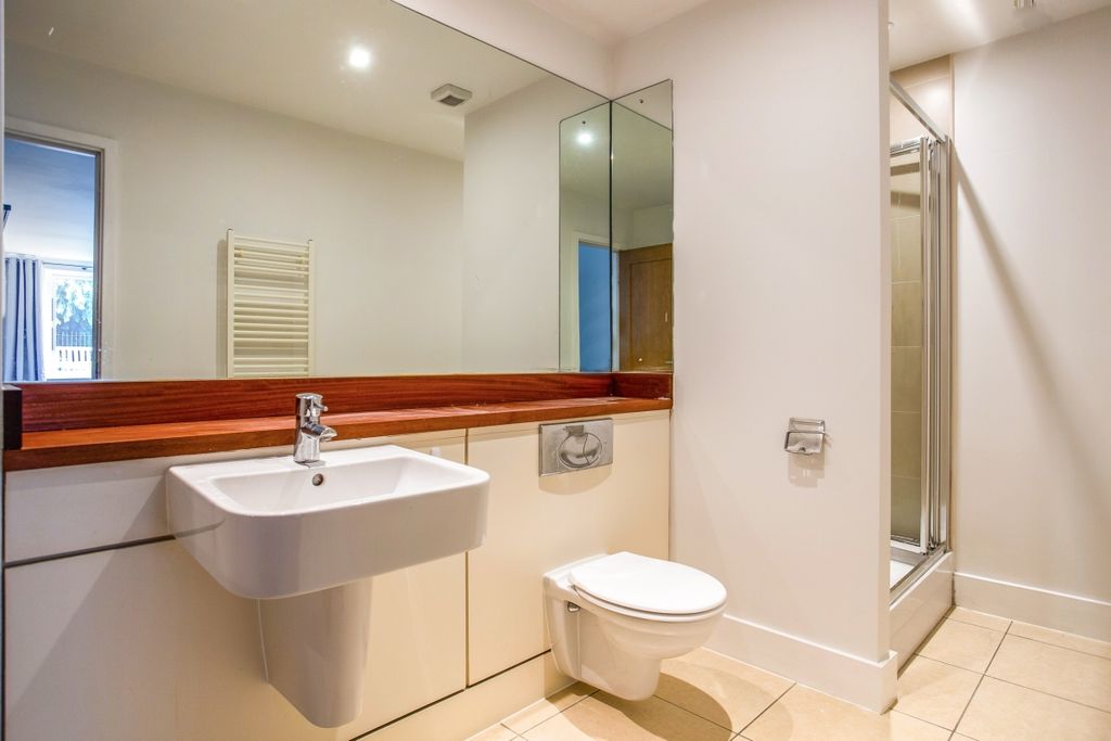 Additional image 7 of 3 bed flat to rentVictoria Place, Cheltenham GL52
