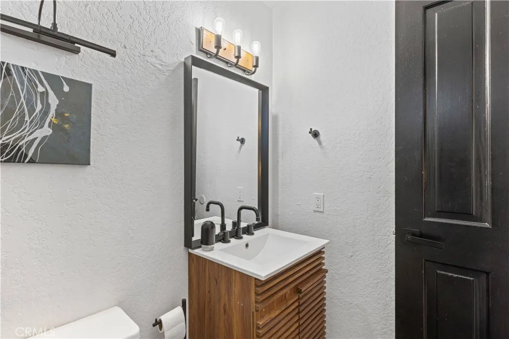 Additional image 17 of 24556 Geneva Drive, Crestline, CA 92325