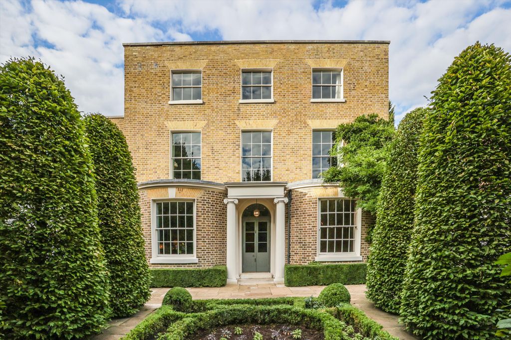 Additional image 25 of 5 bed detached house to rentPetersham Road, Richmond TW10