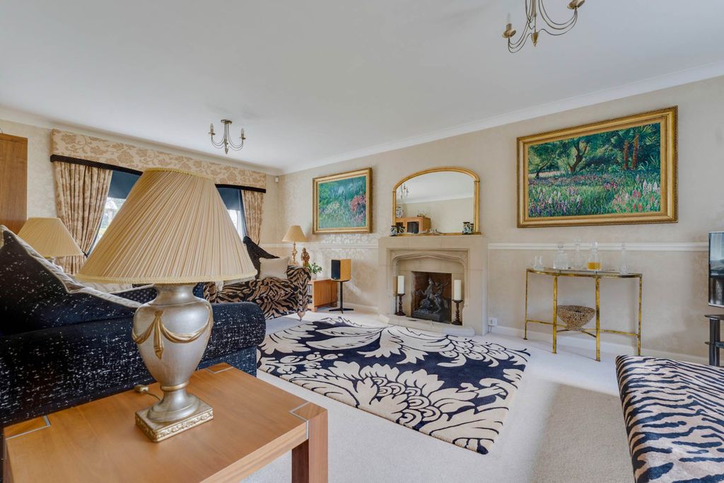 Additional image 4 of 5 bed detached house for saleAuchenbothie Gardens, Kilmacolm PA13