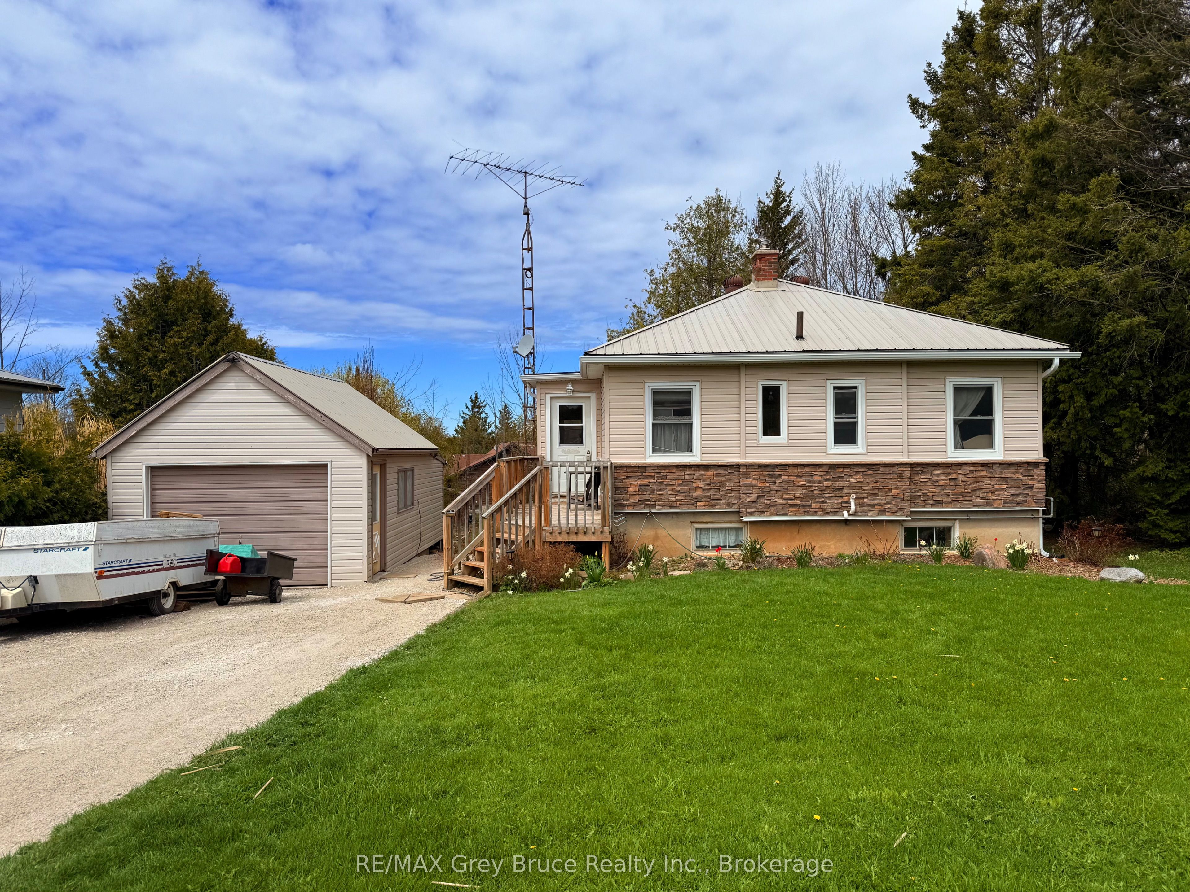 173 Grandore Street E, Georgian Bluffs, ON, N0H 2T0