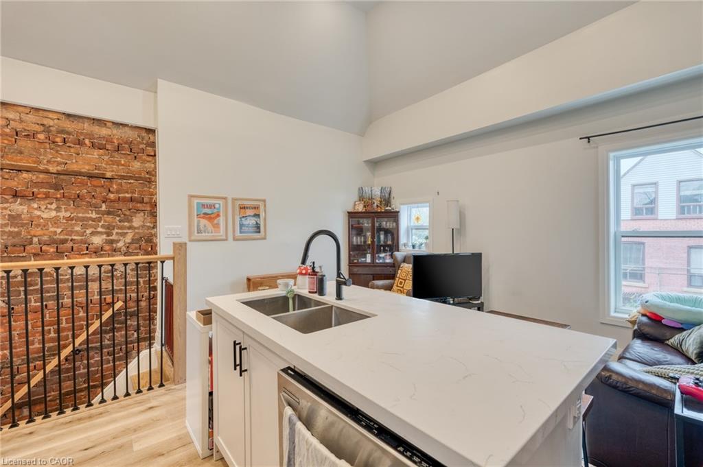 Additional image 4 of Upper-64 Oxford Street, Hamilton, ON, L8R 2X1