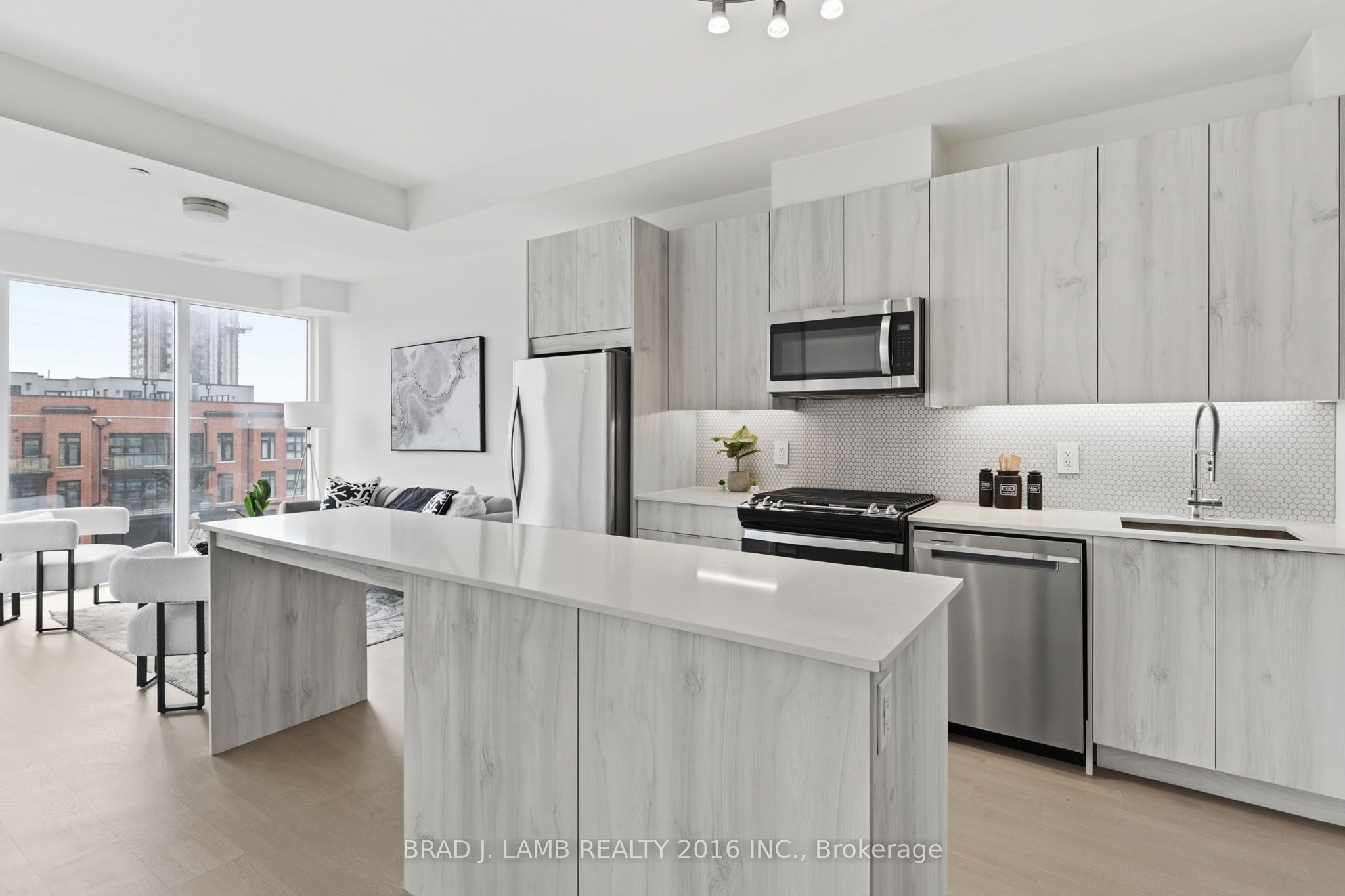 Additional image 5 of 413-495 Logan Avenue, Toronto, ON, M4K 0A5