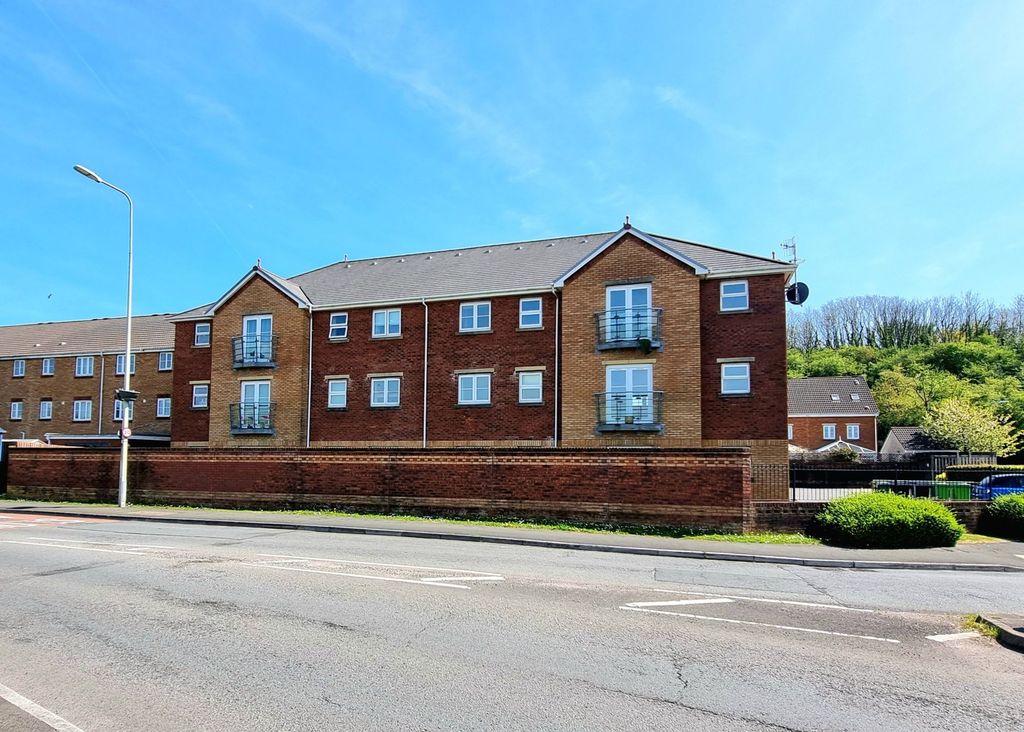 Additional image 16 of 2 bed flat for saleMaes Dewi Pritchard, Brackla CF31