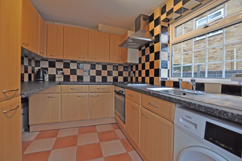 Additional image 8 of 3 bed semi-detached house to rentSemi-Detached House, Pilton Vale, Newport NP20