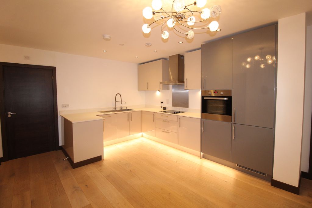 Additional image 3 of 2 bed flat to rentHarland Court, Station Hill, Bury St Edmunds, Suffolk IP32
