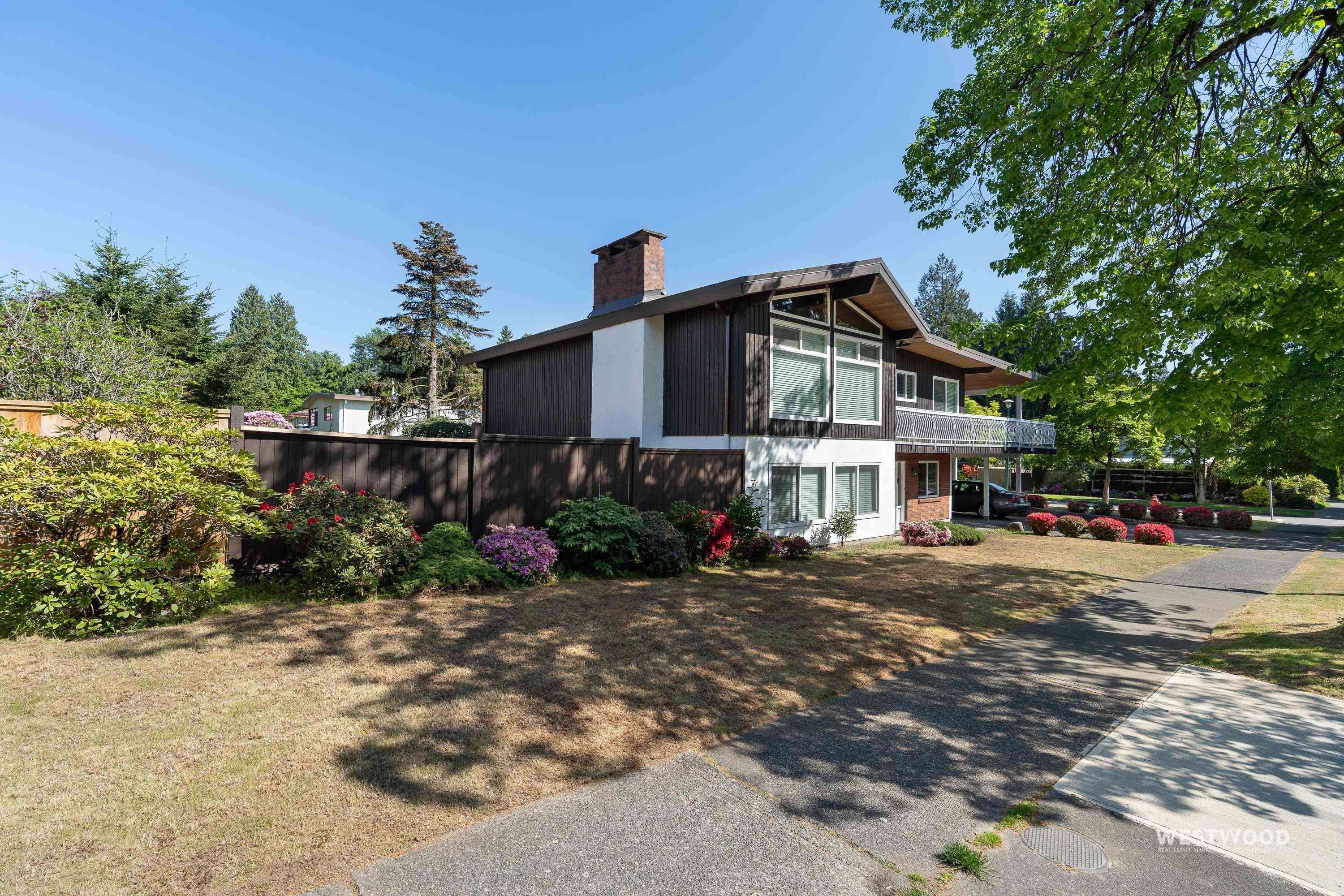 Additional image 2 of 6858 Tyne Street, Vancouver, BC, V5S 3M5