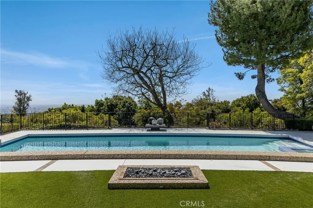 Additional image 7 of 1110 Bel Air Place, Los Angeles, CA 90077