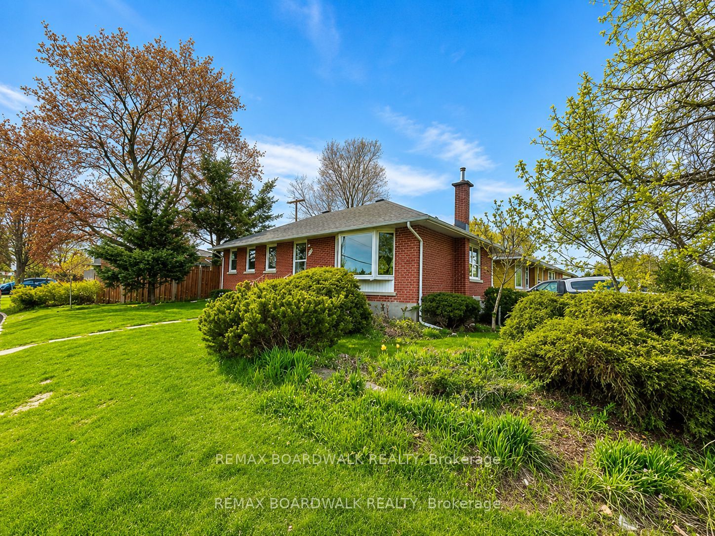 Additional image 2 of 625 Clarke Avenue, Ottawa, ON, K1K 0Y6