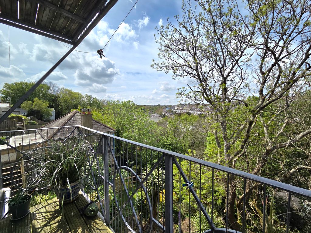 Additional image 4 of 2 bed flat to rentWellington Gardens, Falmouth TR11