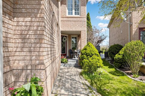 Additional image 8 of 6406 Sapling Trail, Mississauga, ON, L5N 7A4