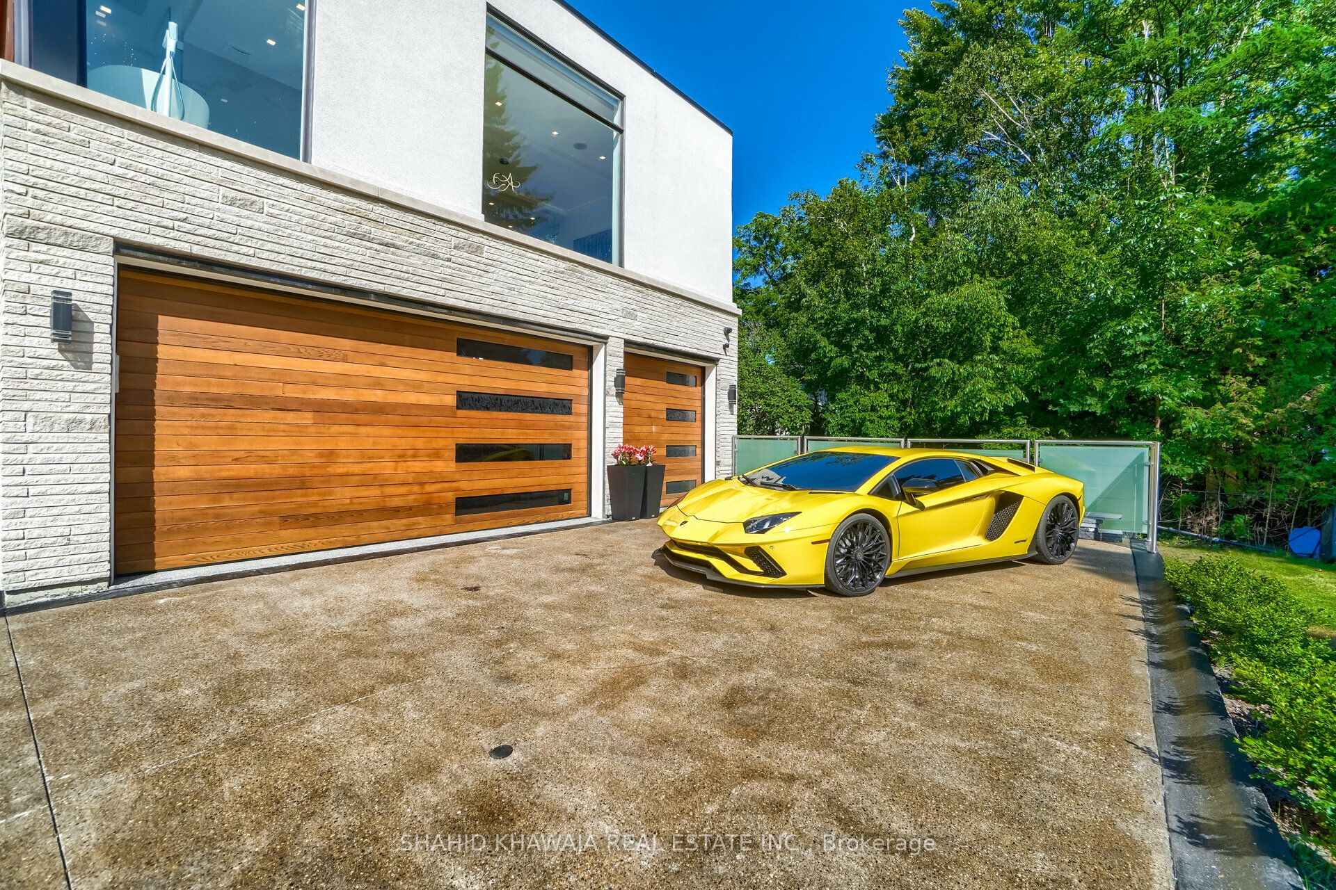Additional image 5 of 560 Shenandoah Drive, Mississauga, ON, L5H 1V7