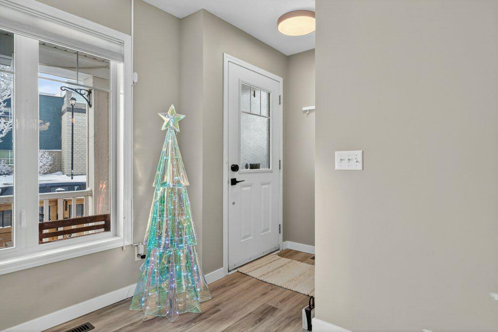 Additional image 6 of 1012 Windsong Drive SW, Airdrie, AB, T4B 0P2