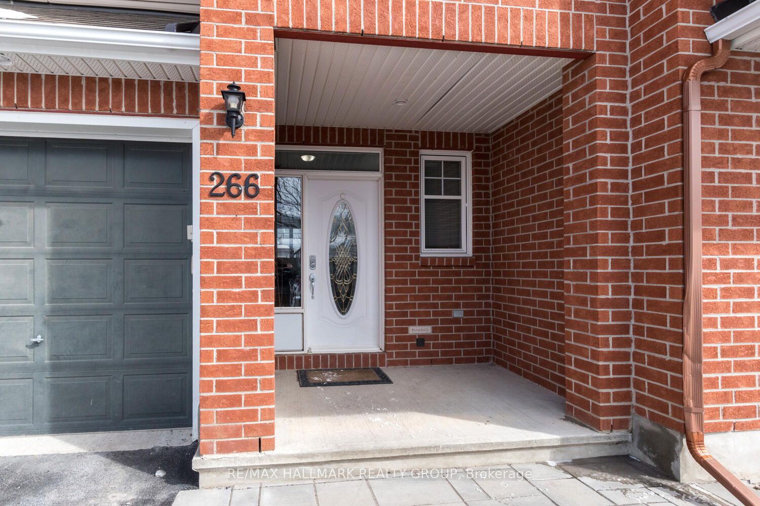 Additional image 3 of 266 Horseshoe Crescent, Ottawa, ON, K2S 0B7