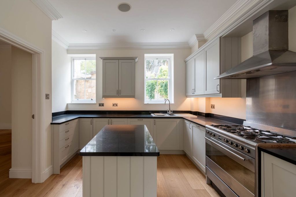 Additional image 4 of 3 bed semi-detached house to rentUpper Lansdown Mews, Bath BA1