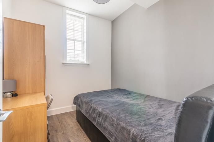 Additional image 6 of 5 bed flat to rentNicolson Square, Edinburgh EH8