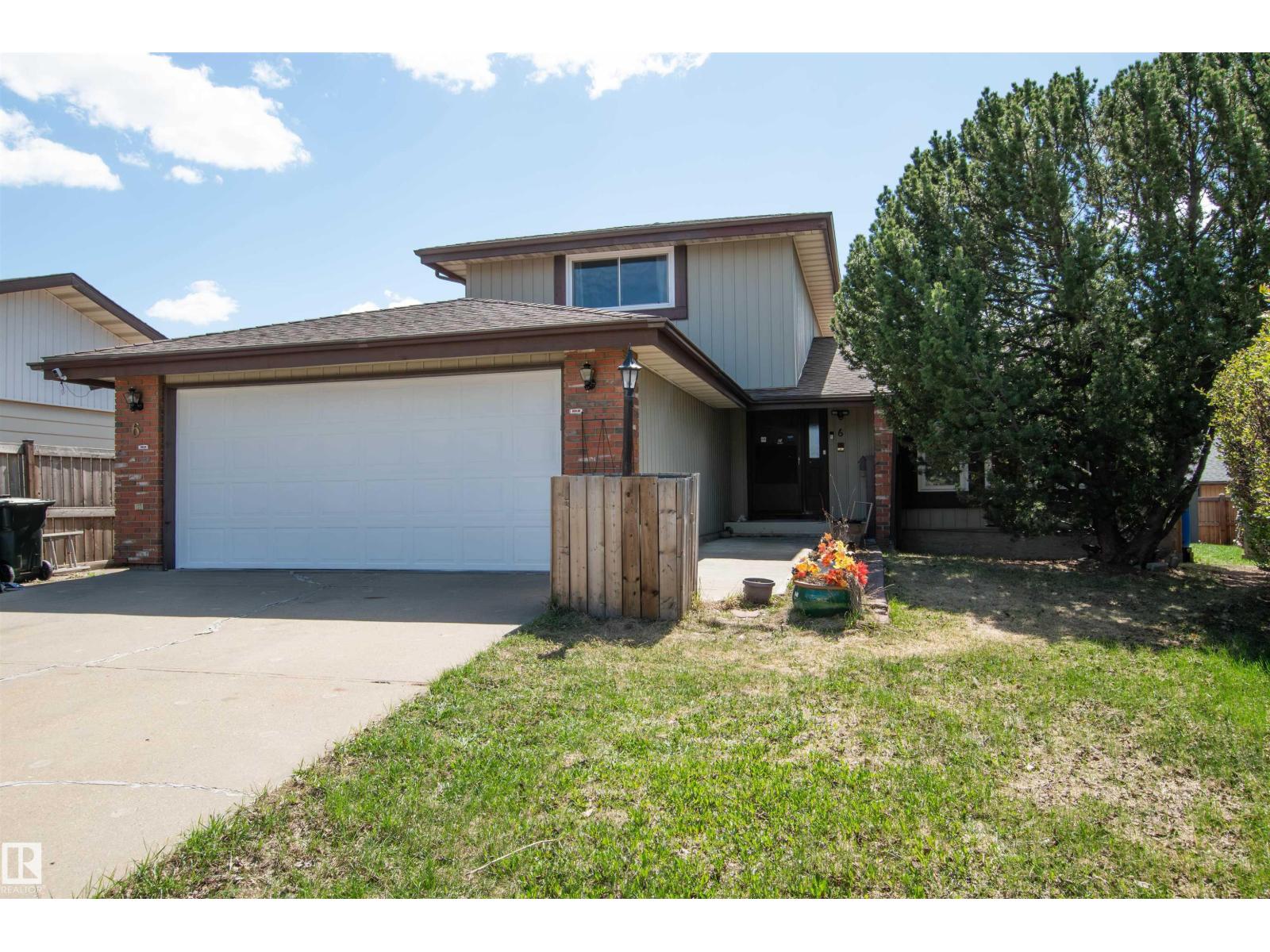 6 WOODFIELD PL