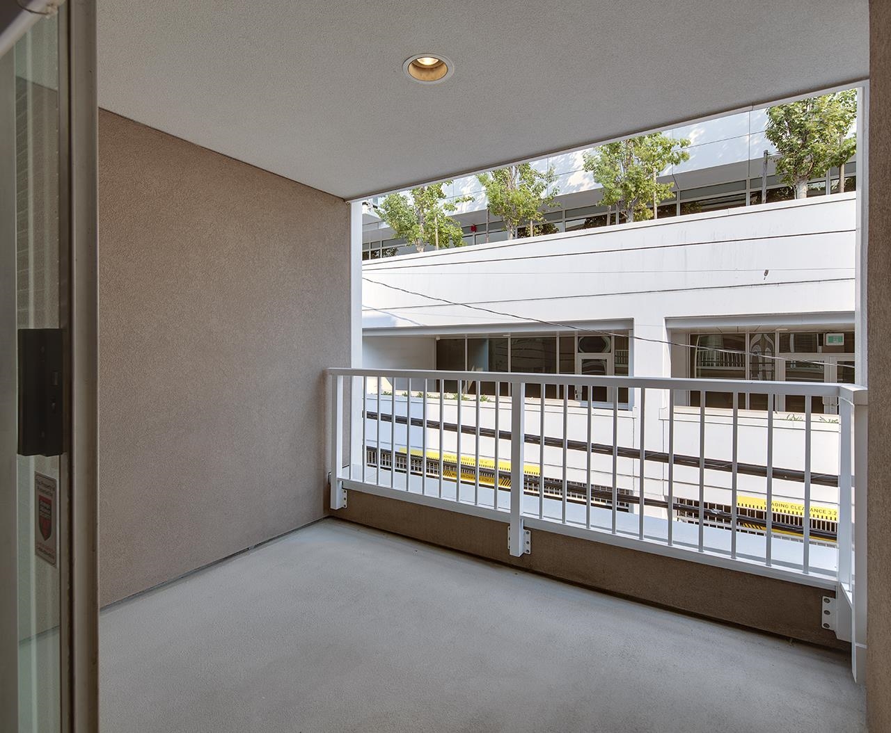 Additional image 4 of 203-985 10th Avenue W, Vancouver, BC, V5Z 1L9