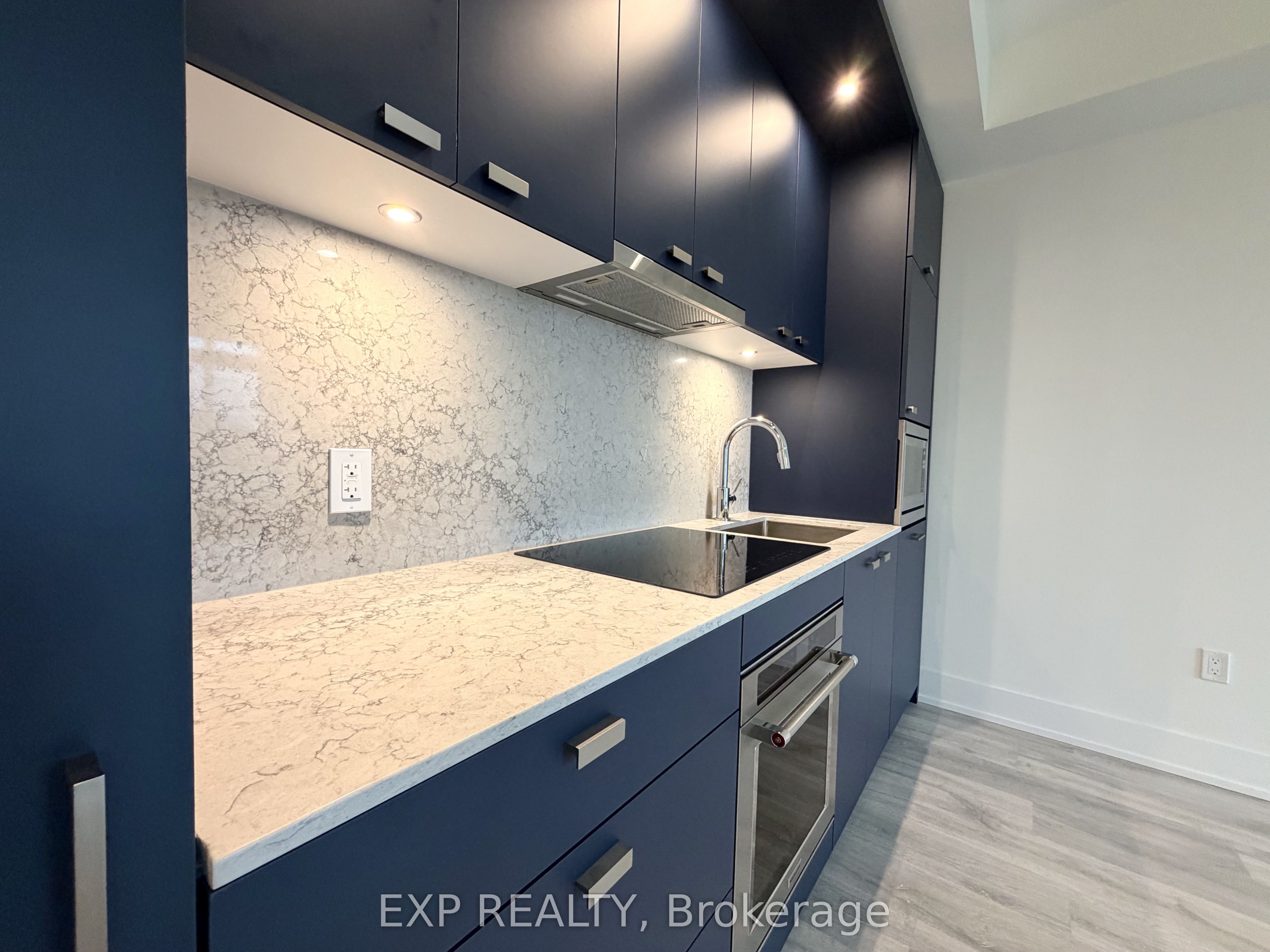 Additional image 2 of 611-858 Dupont Street, Toronto, ON, M6G 0C1