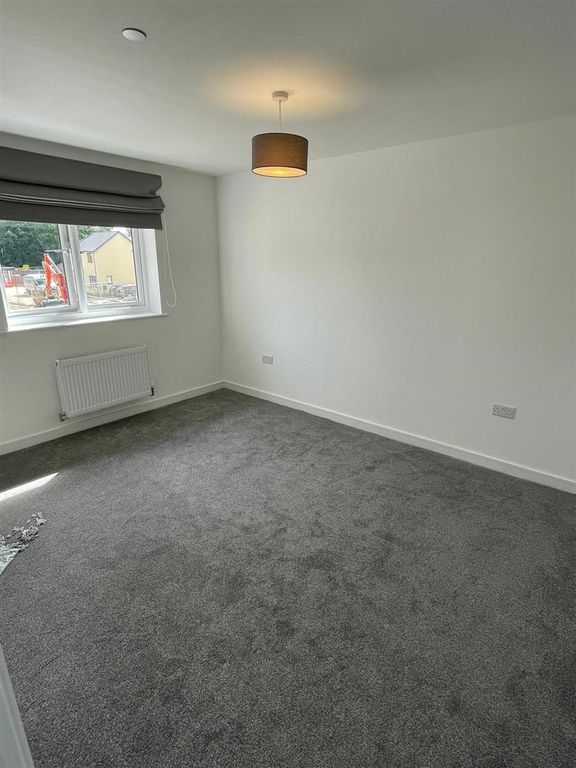 Additional image 5 of 3 bed semi-detached house to rentSanton Court, Newport NP19