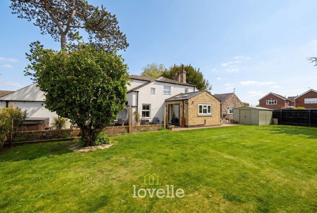 Additional image 45 of 5 bed detached house for saleArcher Road, Waltham DN37