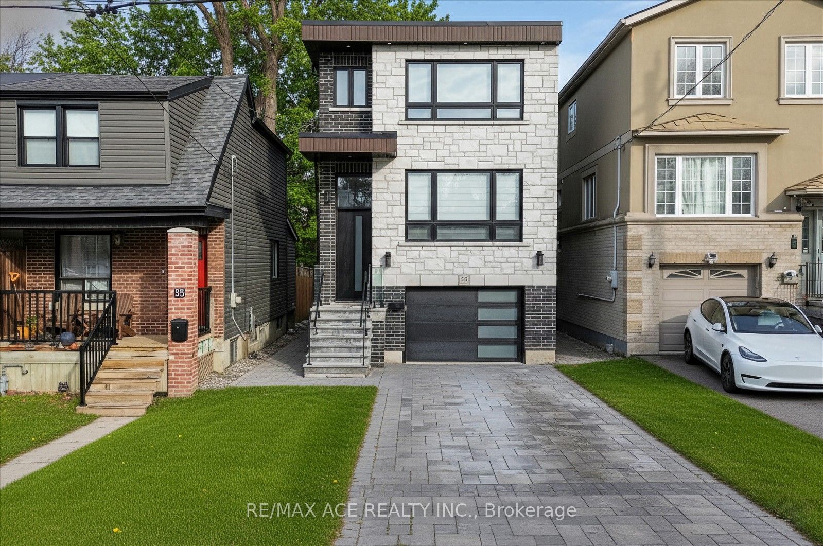 33 August Avenue, Toronto, ON, M1L 3M8