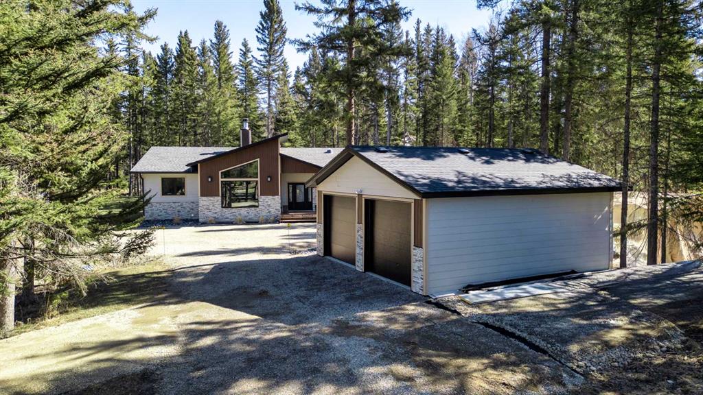 120-32529 Range Road 52 , Rural Mountain View County, AB, T0M 1X0