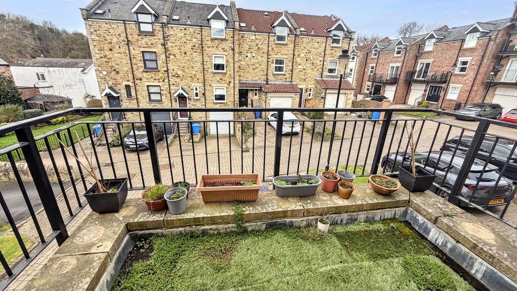 Additional image 17 of 3 bed town house to rentMains Place, Morpeth NE61