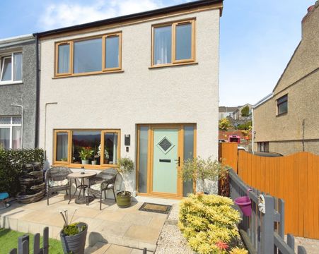Dinas Street, Plasmarl, Swansea SA6