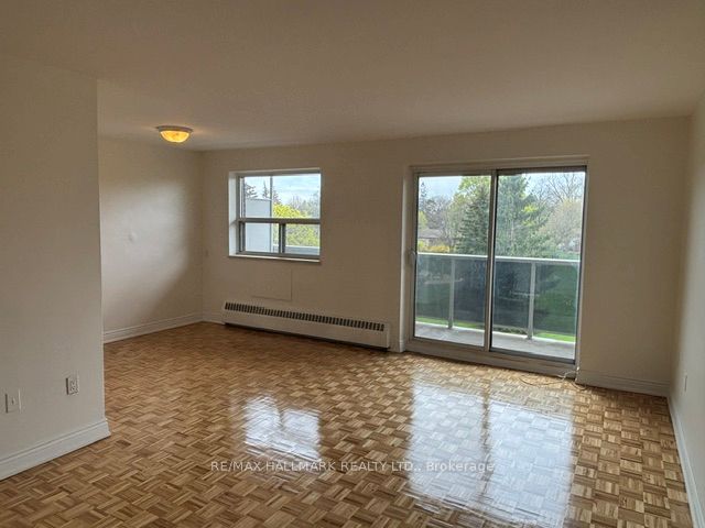Additional image 2 of 2-312-515 North Service Road, Mississauga, ON, L5A 1B3