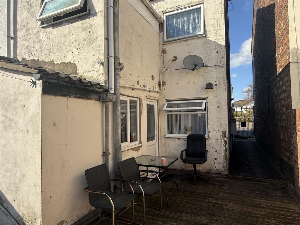 Additional image 15 of 2 bed flat for saleTaverners Road, Peterborough PE1